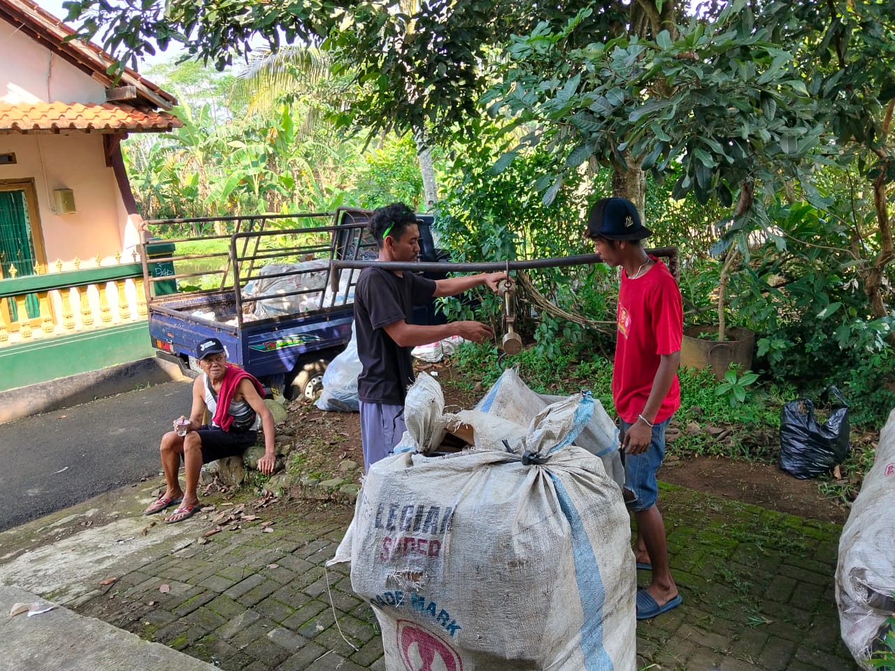 Foto ECOMAS Pesantren Fatkhul Muin Purwokerto
